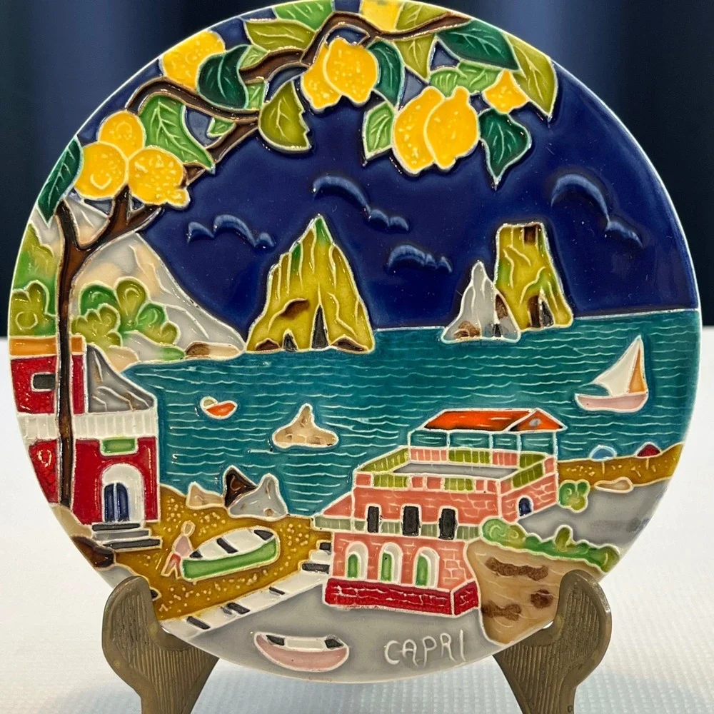 Vintage Signed Vivani Italy Relief Ceramic Capri Plate 3D Lemons Faraglioni 7.5